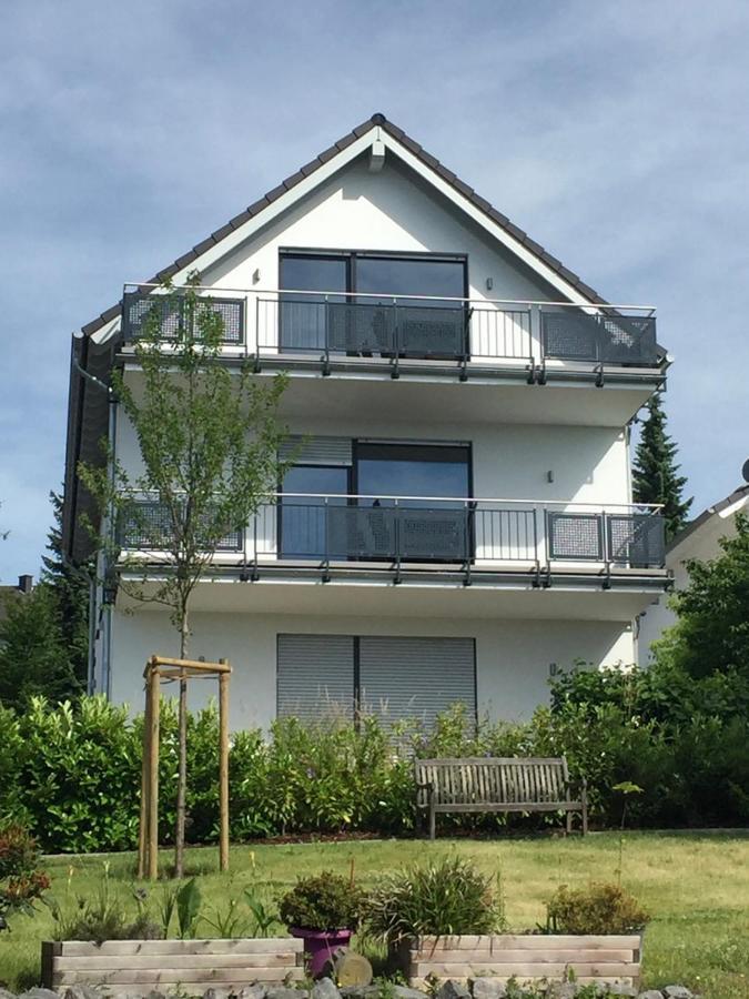 Ferienwohnungen Pellenzblick - Wohnen Auf Zeit - Nickenich Bagian luar foto