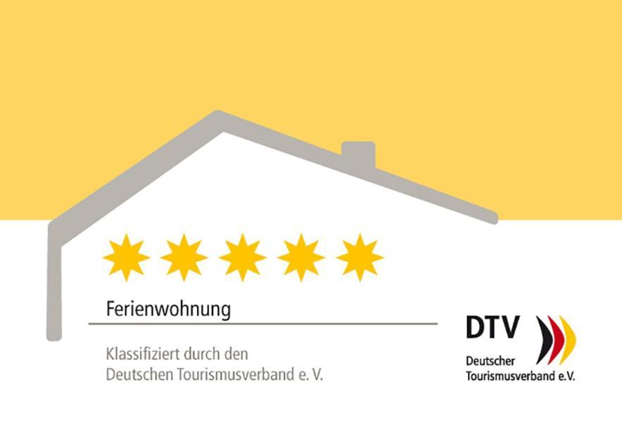 Ferienwohnungen Pellenzblick - Wohnen Auf Zeit - Nickenich Bagian luar foto