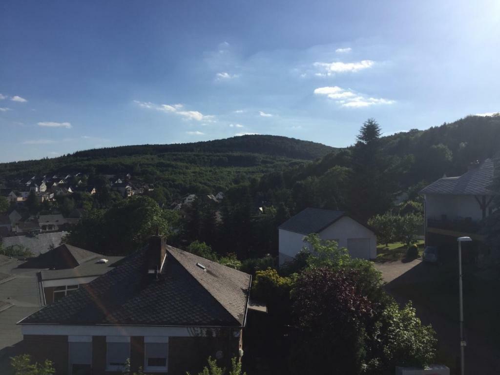 Ferienwohnungen Pellenzblick - Wohnen Auf Zeit - Nickenich Bagian luar foto